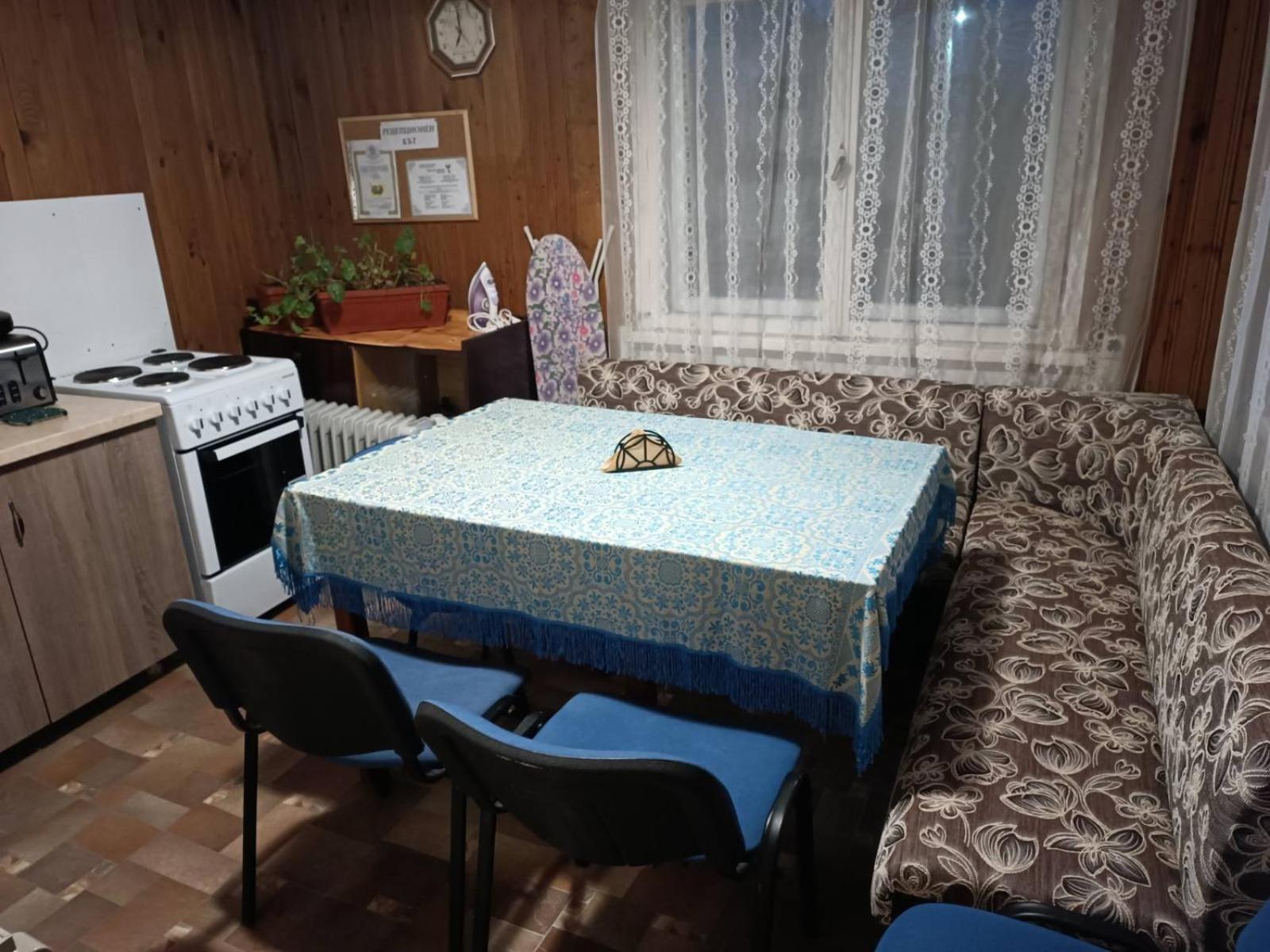 Къща За Гости Феникс Koprivsjtitsa Exteriör bild